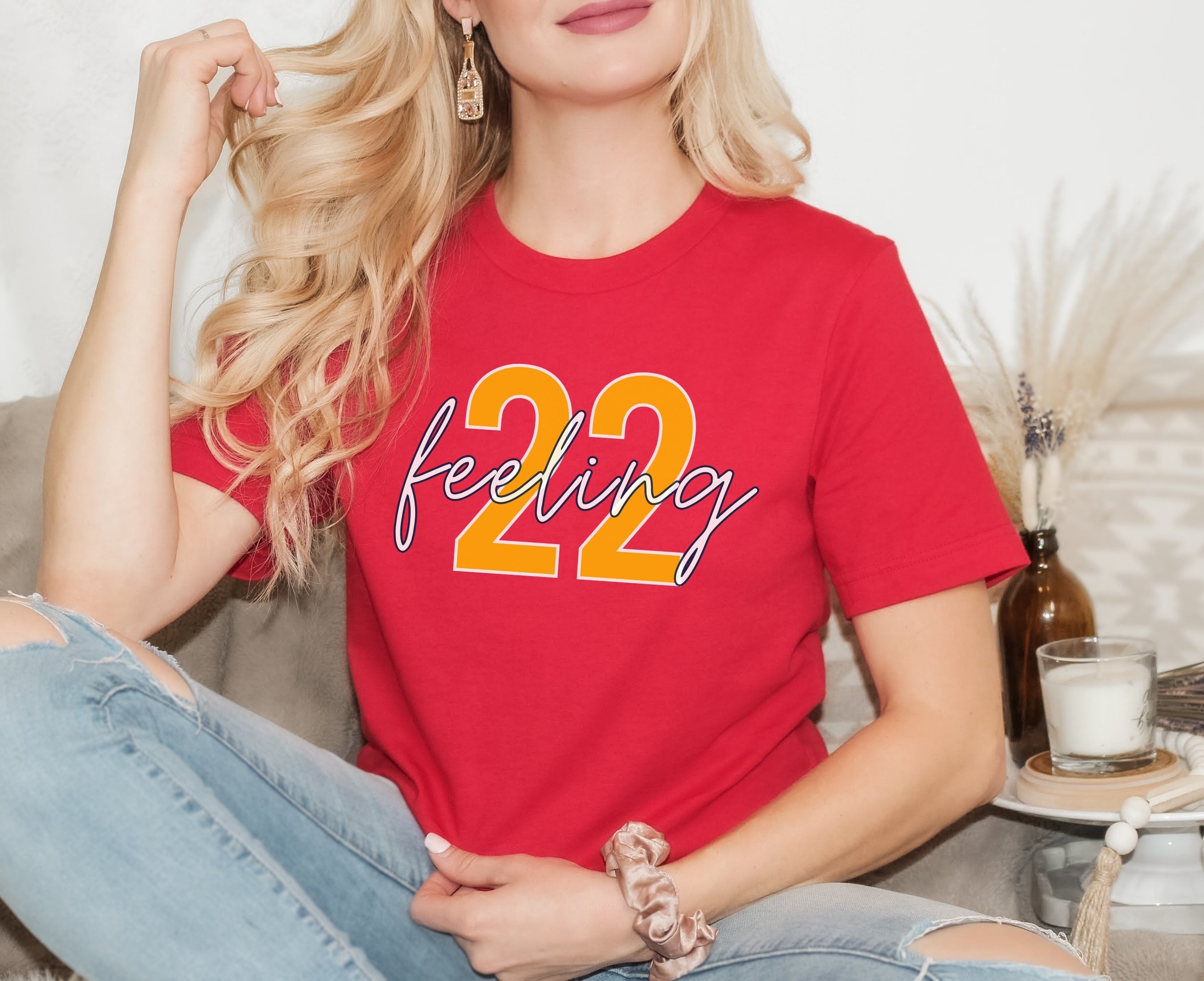 Girl wearing red feeling 22 t-shirt